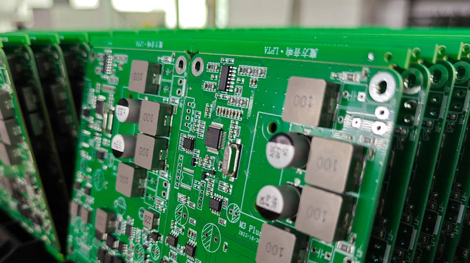 빠른 응답: PCBA 공장의 애프터서비스는 어떻게 고객 만족을 보장할 수 있습니까?