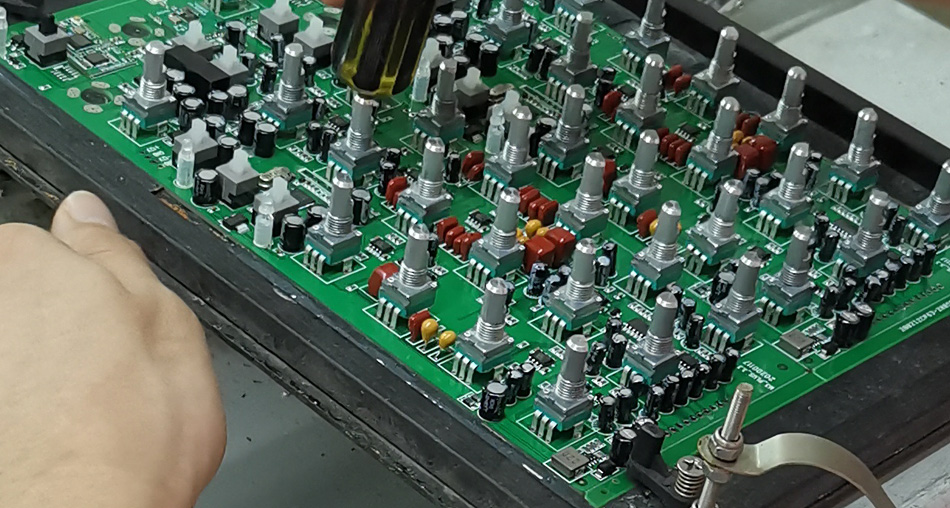 공급망을 최적화하여 PCBA 공장의 생산 비용을 줄이는 방법은 무엇입니까?