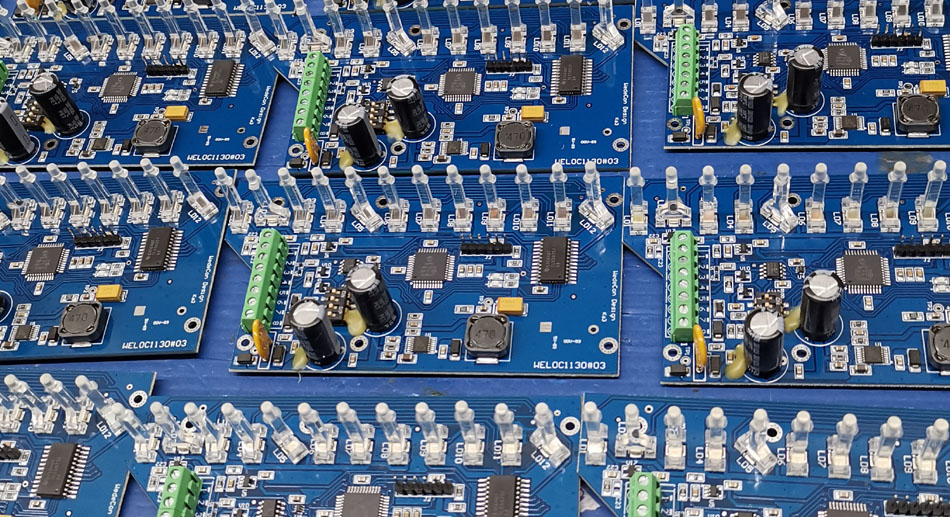 PCBA 공장의 부품 조달 관리가 배송 시간에 어떤 영향을 미치나요?